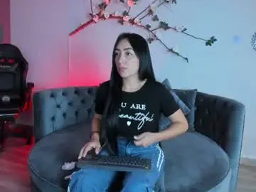 Chaturbate Sex Cam of mia_davis__