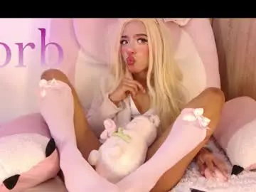 Chaturbate Adult Video Chat of emilyy_queen