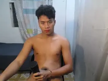 Chaturbate Sex Cam of naughtyhot_star19