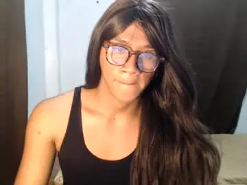 Chaturbate Live Sex Cam of naughtyhot_star19