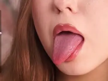 Chaturbate Best live sex cam show of zara_shine