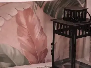 Chaturbate Sex Cam of zara_shine