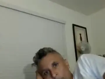 Chaturbate Live Sex Cam of christopher_rain