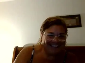 Chaturbate Live Sex Cam of christopher_rain