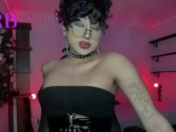 Chaturbate Live Sex Cam of heka_prudence
