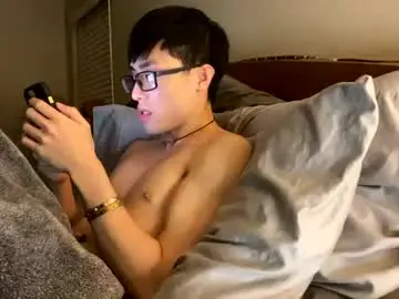 Chaturbate Live Sex Cam of hottiewithabody101