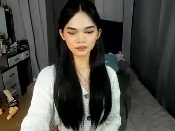 Chaturbate Sex Cam of naughty_emmats