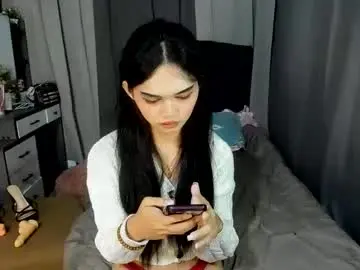 Chaturbate Sex Cam of naughty_emmats