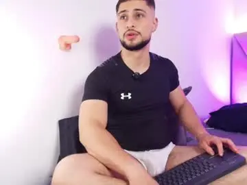 Chaturbate Live Sex of valenssio_moretti