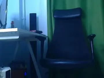 Chaturbate Live Sex of andrewbanner