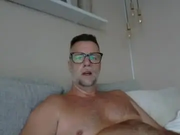 Chaturbate Best live sex cam show of bobberman78