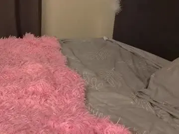 Chaturbate Live Sex Cam of lisanelsona