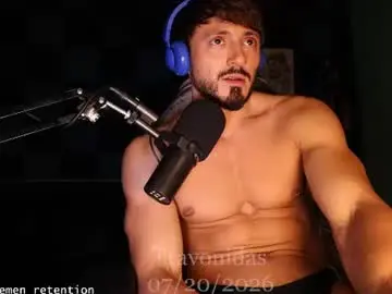 Chaturbate Live Sex Cam of travonidas