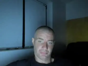 Chaturbate Nude Webcam of alfiesolomons87