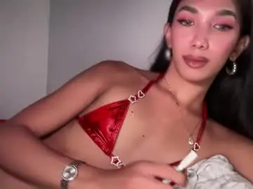 Chaturbate Nude Webcam of azalea_cum69