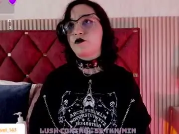 Chaturbate Watch Live Sex Cams of kirivelvet