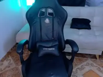 Chaturbate Live Sex Cam of nova_kittyy