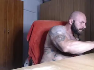 Chaturbate Adult Video Chat of strongivan