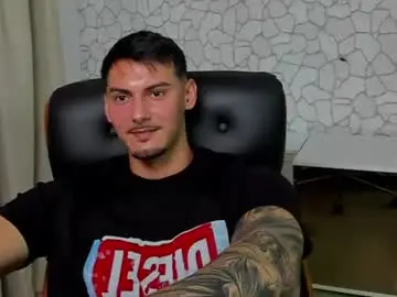 Chaturbate Free Porn Cam of clintmasterss