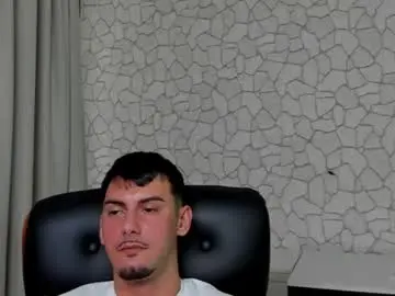 Chaturbate Live Sex Cam of clintmasterss