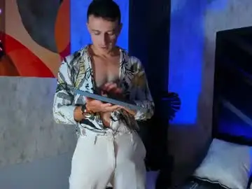 Chaturbate Watch Live Sex Cams of may_lyonheart