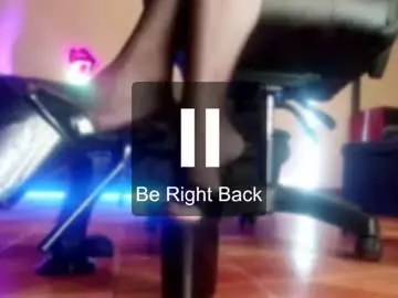 Chaturbate Free Porn Cam of monicamaxwell2