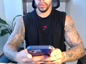 Chaturbate Live Sex Cam of loganhod