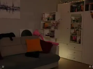 Chaturbate Watch Live Sex Cams of _blackbee_