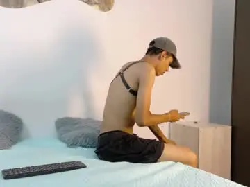 Chaturbate Watch Live Sex Cams of cameronsilverman