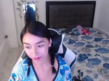 Chaturbate Adult Webcam of ari_2dcouple