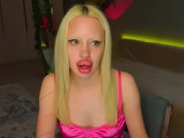 Chaturbate Best live sex cam show of luna_beverly