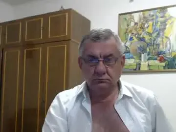 Chaturbate Watch Live Sex Cams of machomale3