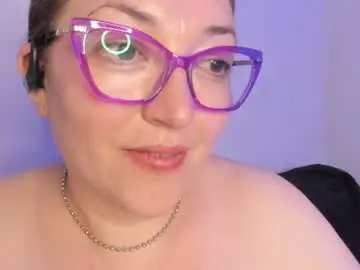 Chaturbate Live Sex Cam of naty__mature_