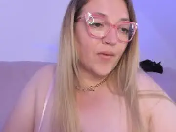 Chaturbate Live Sex Cam of naty__mature_