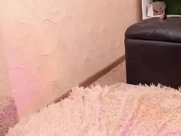 Chaturbate Live Sex of amelialu1