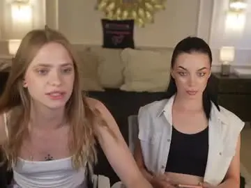 Chaturbate Live Sex Cam of bright_diamonds_054