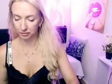 Chaturbate Adult Video Chat of cute_smile_shy