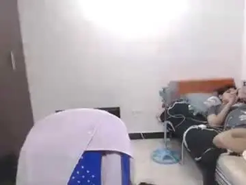 Chaturbate Watch Live Sex Cams of pia_alonzo30