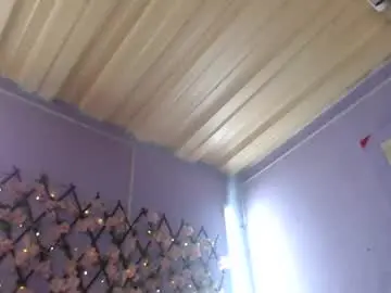 Chaturbate Live Sex Cam of robinsonbaker