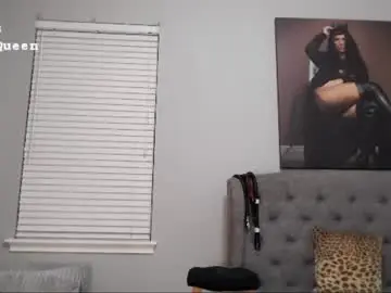 Chaturbate Free Live Porn of curvymodelmilf