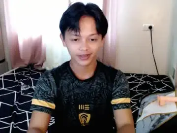 Chaturbate Live Sex Cam of luckyme_7
