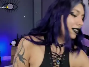 Chaturbate Nude Webcam of ravenwitch_