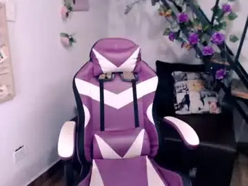 Chaturbate Free Live Porn of samantha2girl