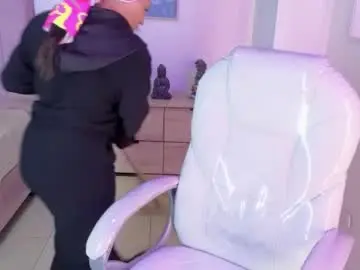 Chaturbate Watch Live Sex Cams of miia_thompson_1