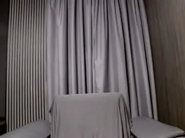 Chaturbate Sex Cam of antoniovalentinidiamond
