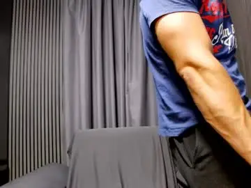 Chaturbate Sex Cam of antoniovalentinidiamond