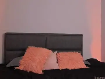 Chaturbate Watch Live Sex Cams of emma__clark__