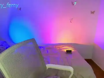 Chaturbate Live Sex Cam of naty_lux19