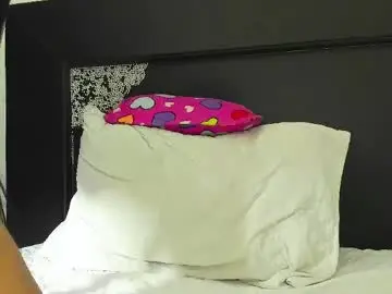 Chaturbate Live Porn of my_onlyqueen