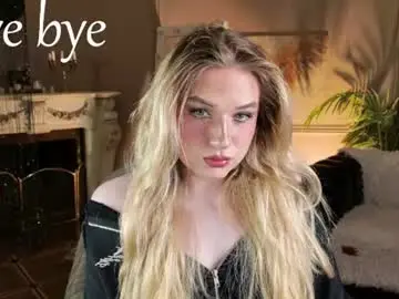 Chaturbate Live Sex Cam of jes_solar